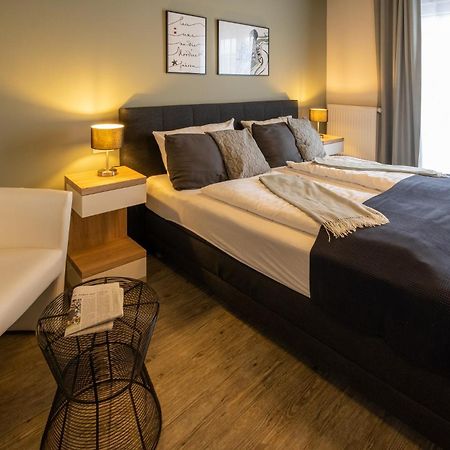 Stadthotel Йевер Экстерьер фото