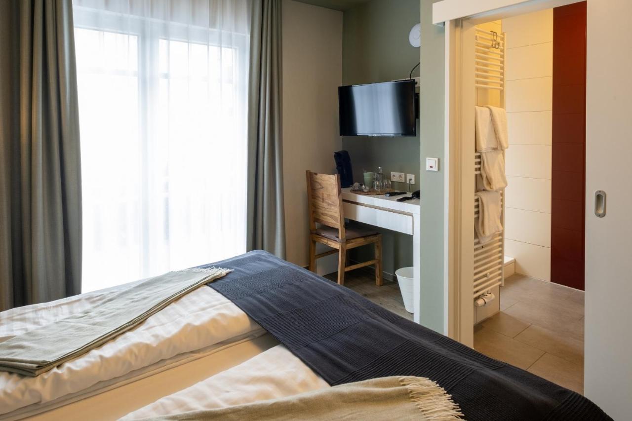 Stadthotel Йевер Экстерьер фото