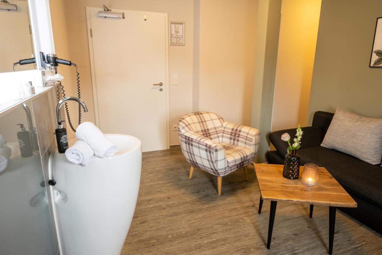 Stadthotel Йевер Экстерьер фото